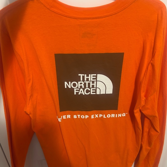 North face Top - Picture 2 of 2